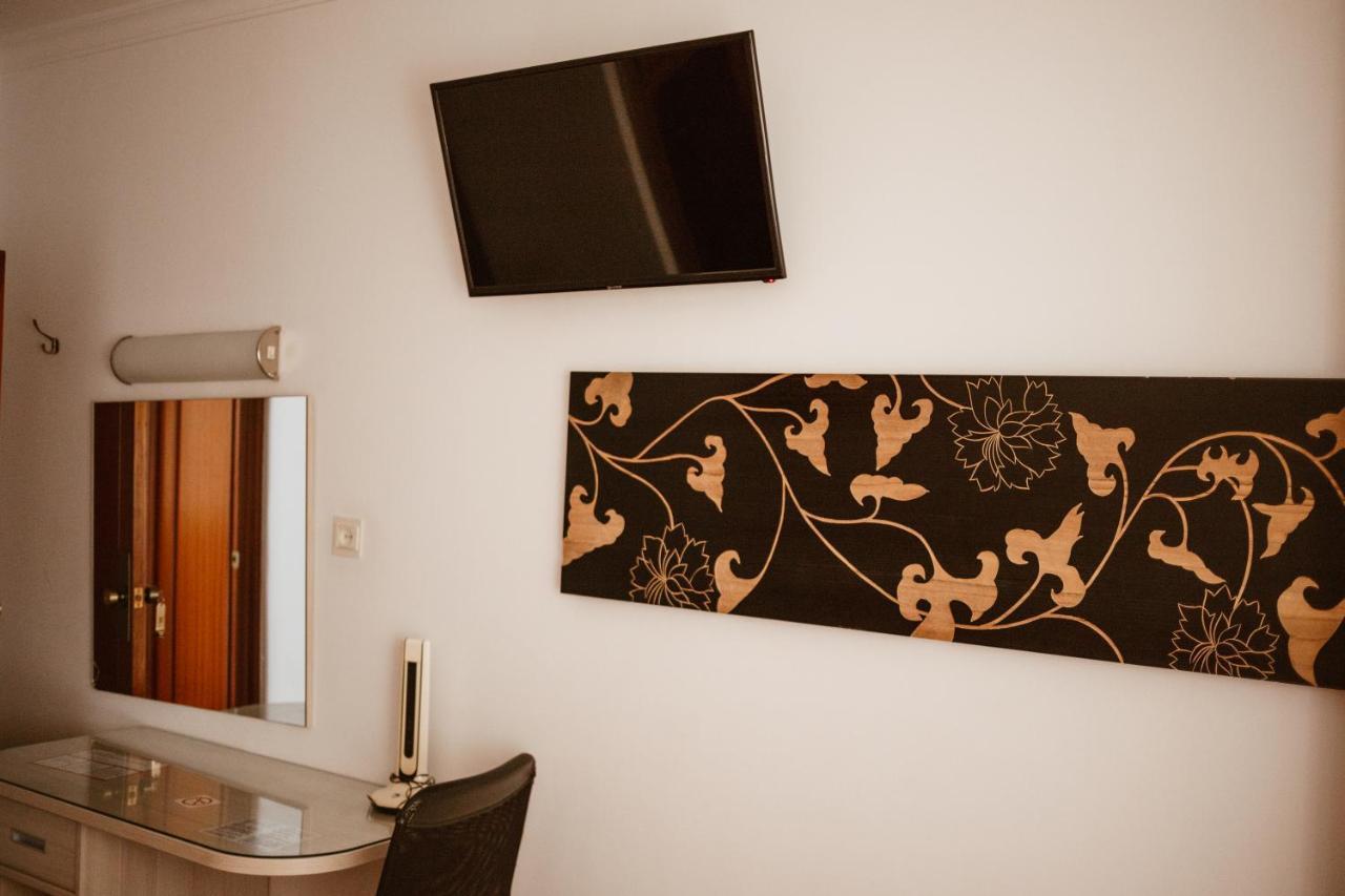 Hostal La Campana Motril Buitenkant foto